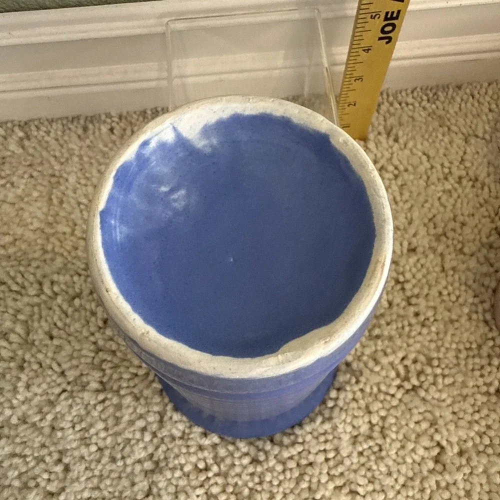 Vintage Hull  Pottery Ring ware Blue Cylinder Vase 8 1/4